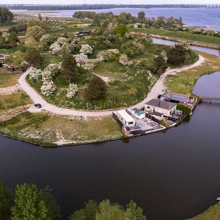 Carafun Aan Het Water Ooltgensplaat Villa ภายนอก รูปภาพ