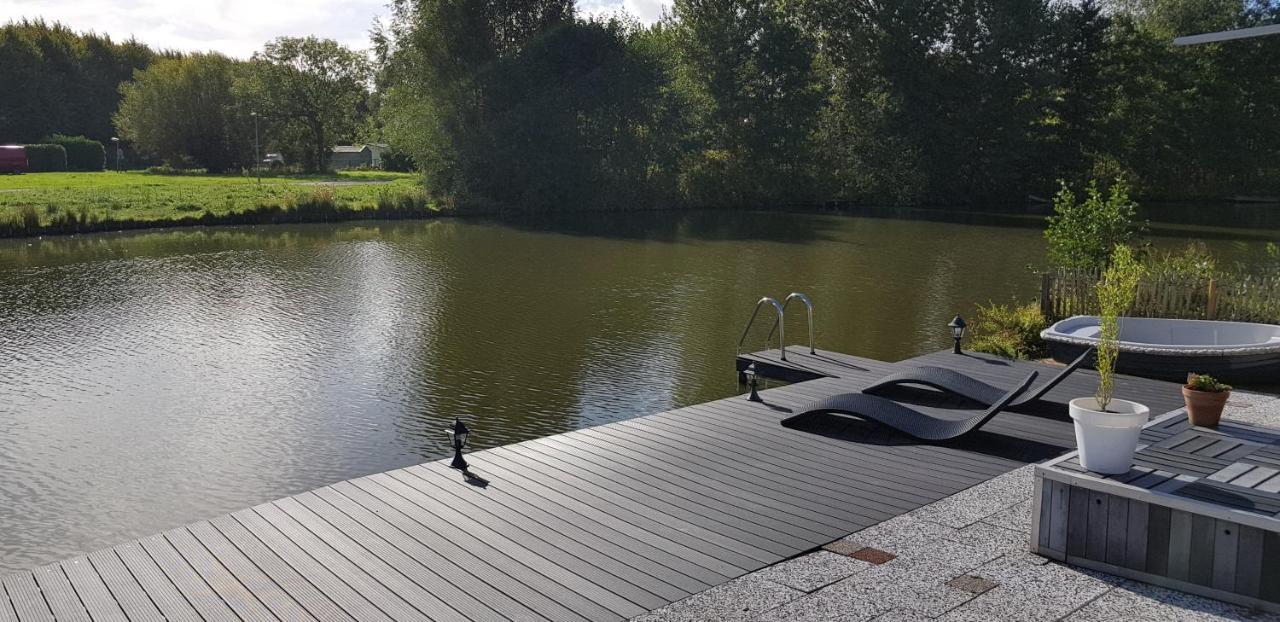Carafun Aan Het Water Ooltgensplaat Villa ภายนอก รูปภาพ