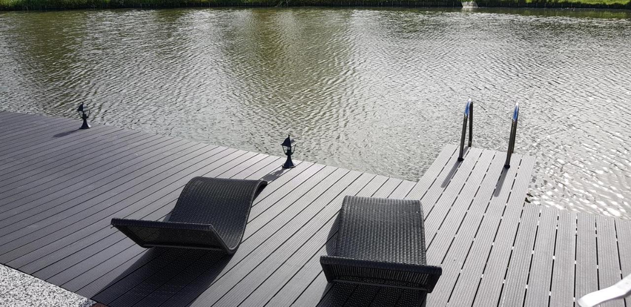 Carafun Aan Het Water Ooltgensplaat Villa ภายนอก รูปภาพ